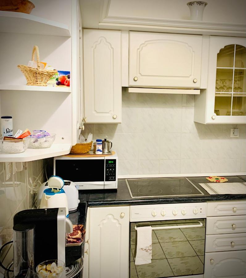 Budapest Kingdom Apartment Central & Car Parking On-Site & Aircon & Quiet & Family Friendly Exterior photo