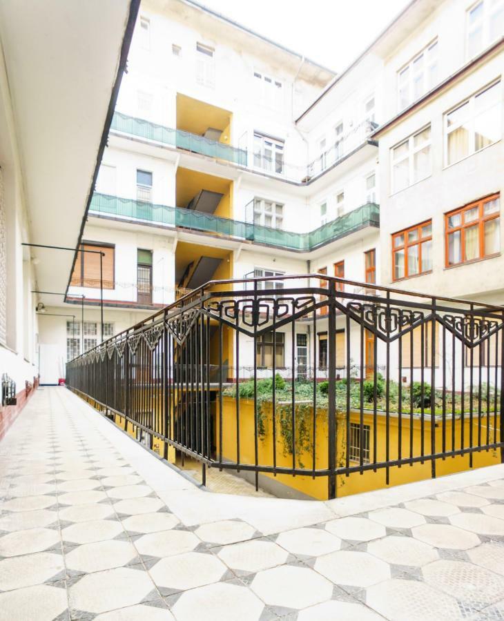 Budapest Kingdom Apartment Central & Car Parking On-Site & Aircon & Quiet & Family Friendly Exterior photo